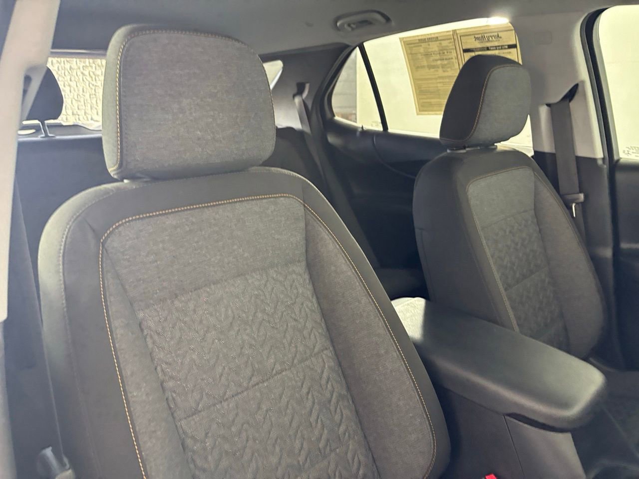 Used 2022 Chevrolet Equinox LT image 25