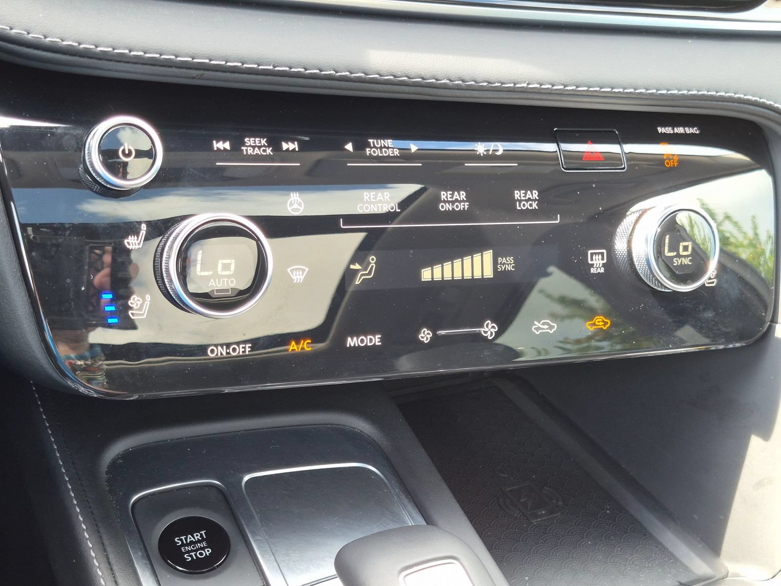 Used 2026 INFINITI QX60 Luxe w/ Cargo Package FWD image 25