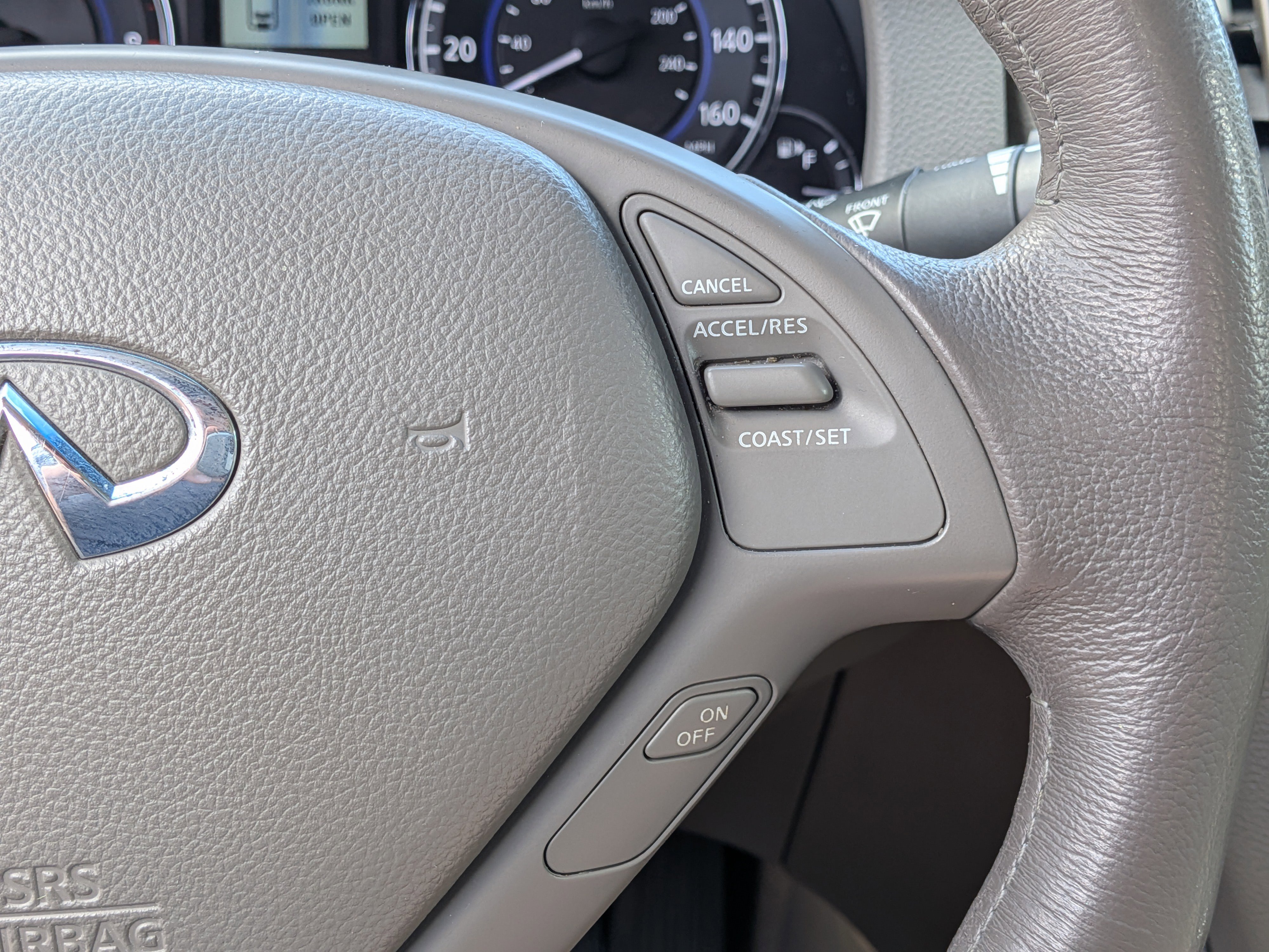 Used 2010 INFINITI G37 x w/ Premium Pkg image 23