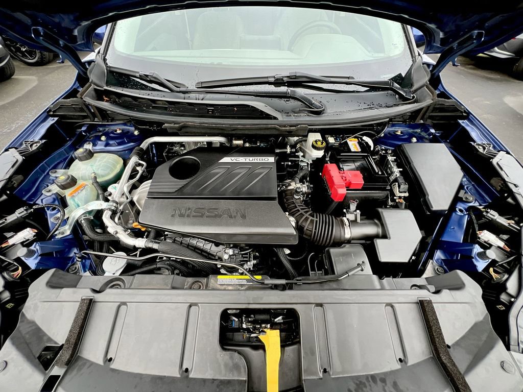 Used 2023 Nissan Rogue SV image 24