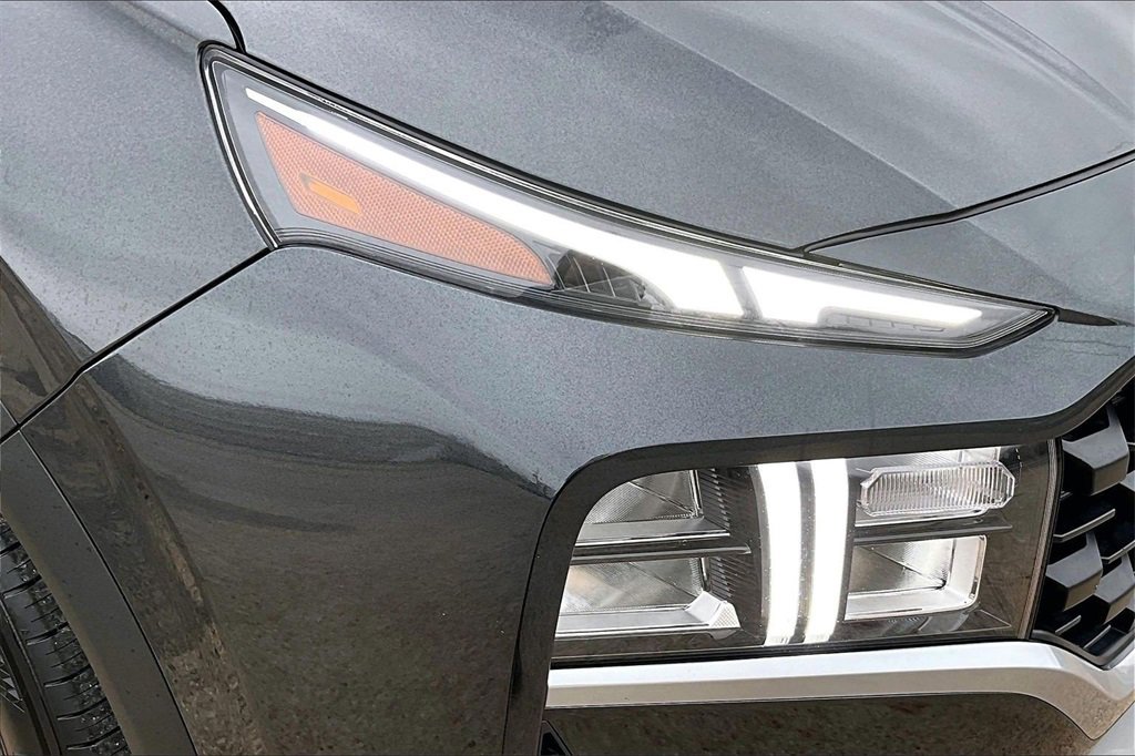 Used 2023 Hyundai Santa Fe SE image 31