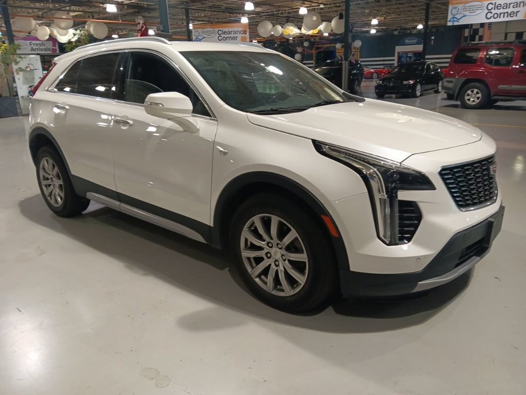 Used 2021 Cadillac XT4 Premium Luxury AWD/4WD image 1