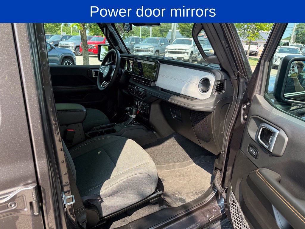 Used 2024 Jeep Wrangler Unlimited Sahara AWD/4WD image 14