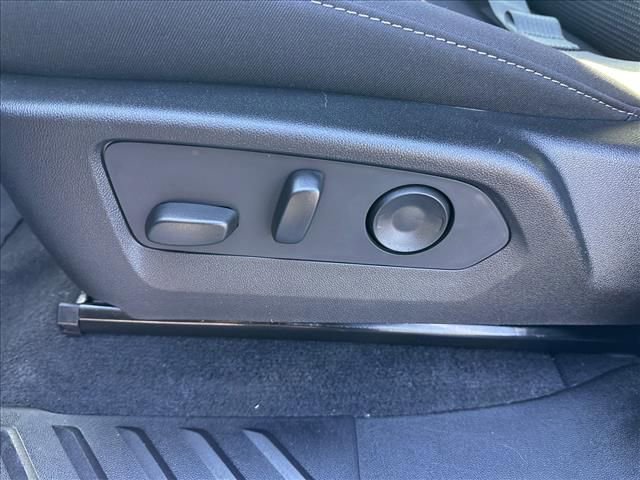 New 2026 GMC Canyon Elevation w/ Convenience Package image 24