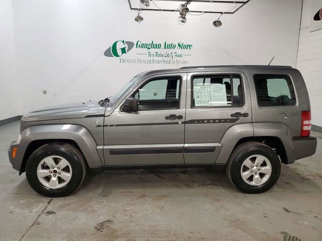 Used 2012 Jeep Liberty Sport video 3
