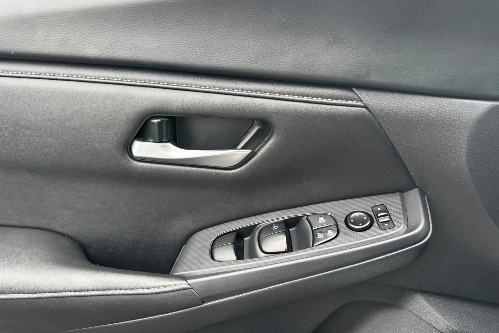 Certified 2024 Nissan Sentra SV image 11