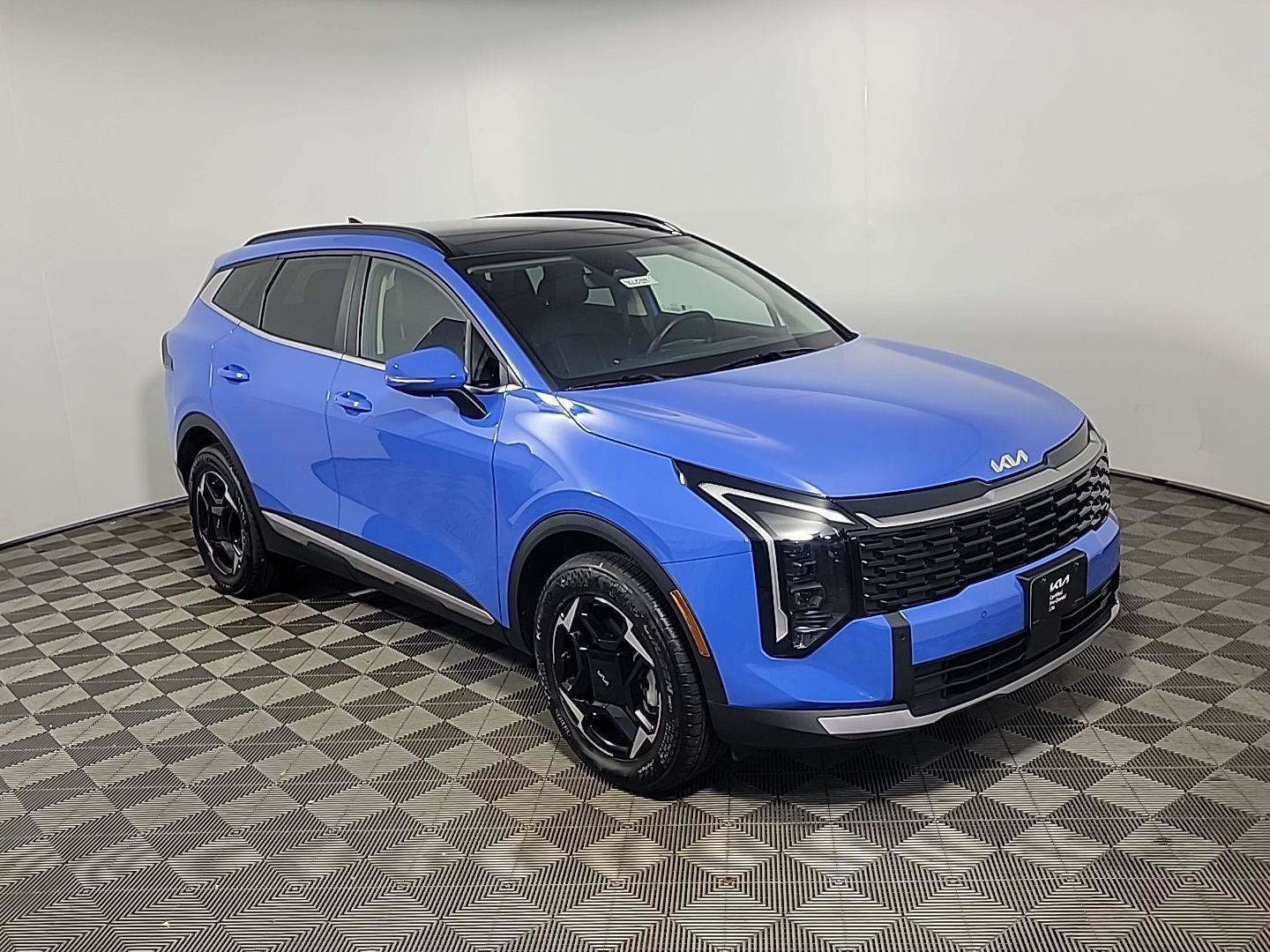 Used 2026 Kia Sportage EX w/ EX Panorama Roof Package AWD/4WD image 2
