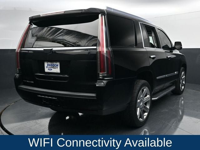 Used 2020 Cadillac Escalade Luxury AWD/4WD image 10