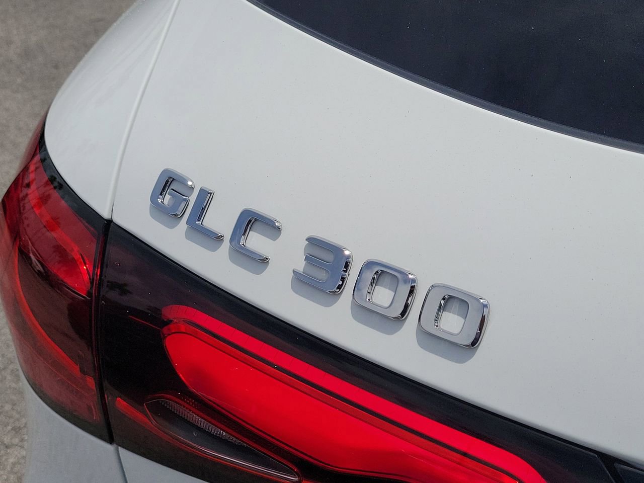 New 2026 Mercedes-Benz GLC 300 image 7