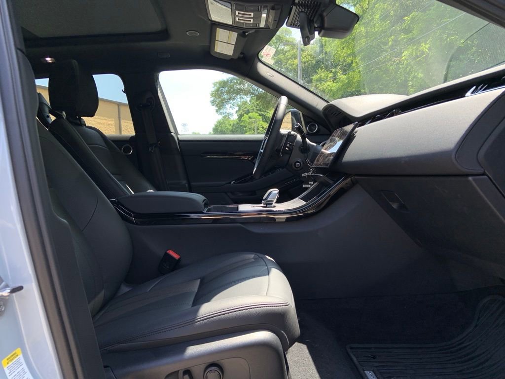 Certified 2024 Land Rover Range Rover Evoque S AWD/4WD image 18