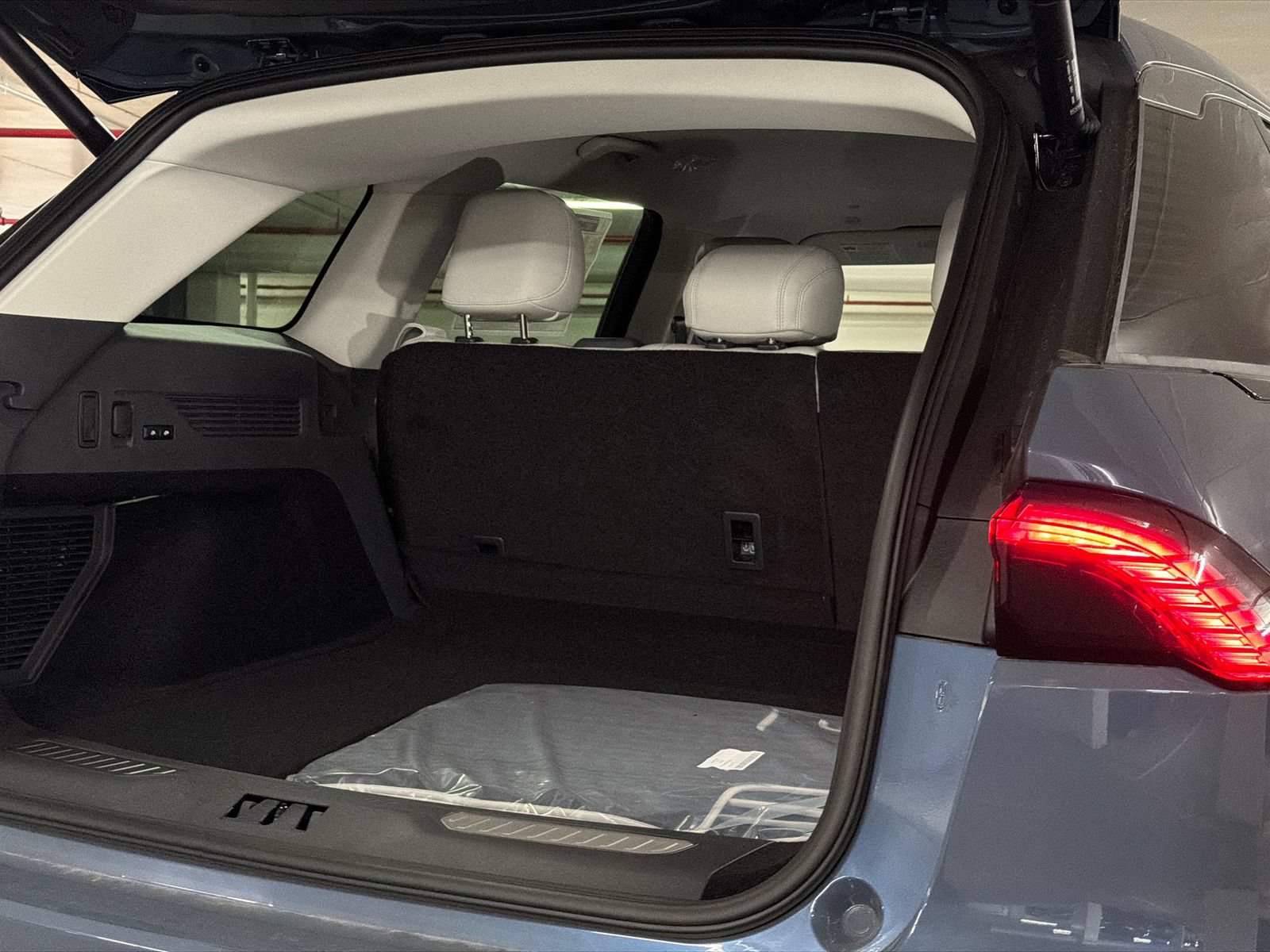New 2026 Lincoln Nautilus Premier AWD/4WD image 8