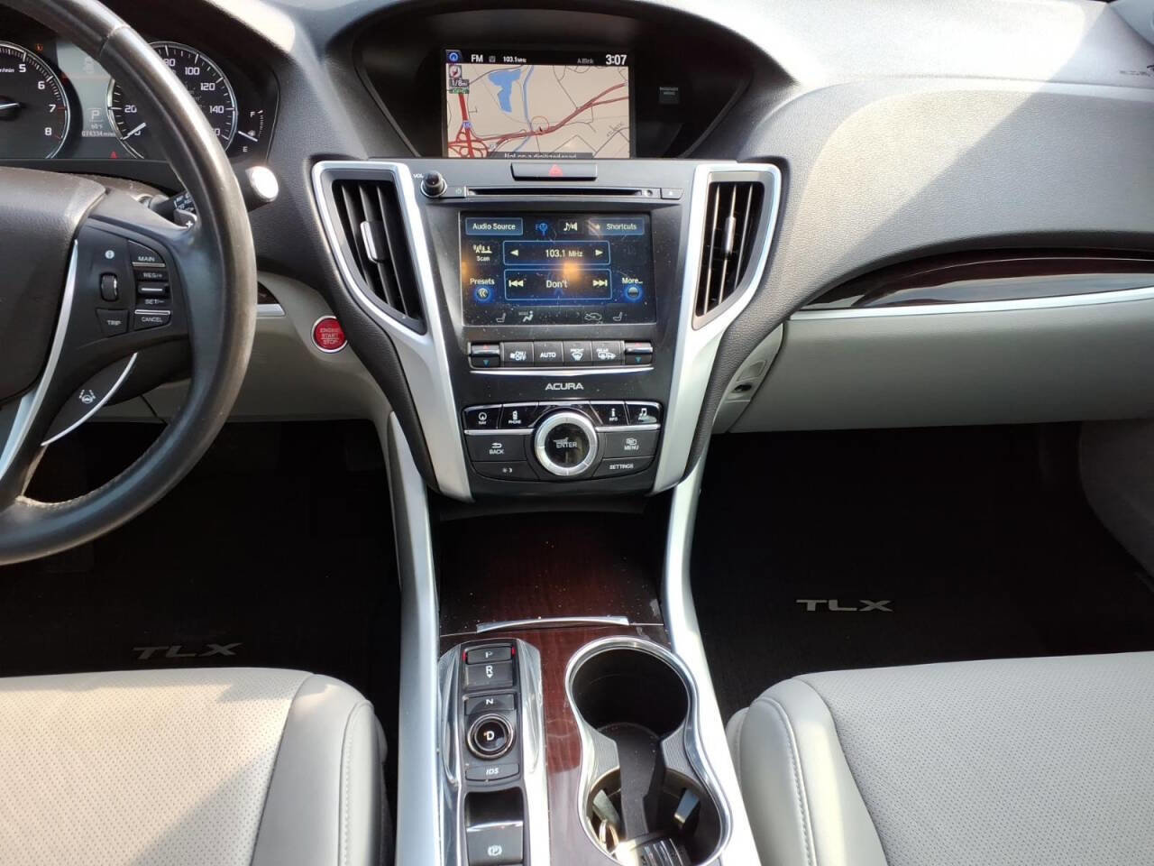 Used 2017 Acura TLX V6 w/ Technology Package image 13
