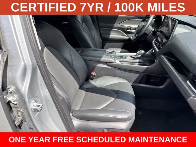 Used 2025 Toyota Grand Highlander AWD image 6