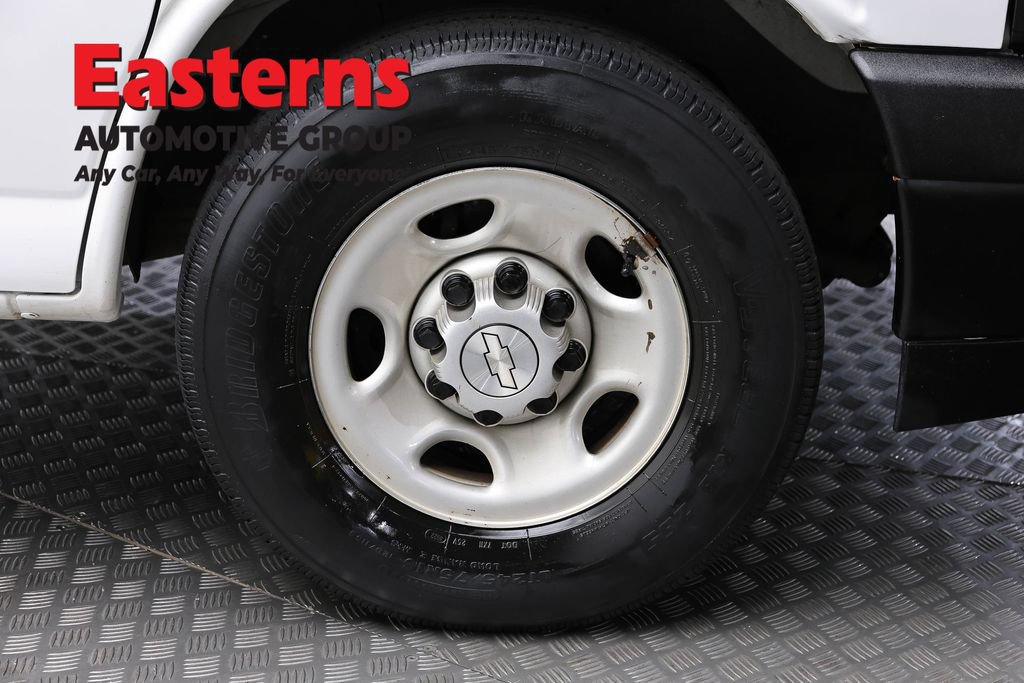Used 2019 Chevrolet Express 2500 w/ Safety Package RWD image 30