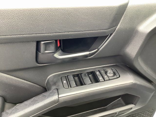 Used 2025 Toyota Tacoma SR5 image 10