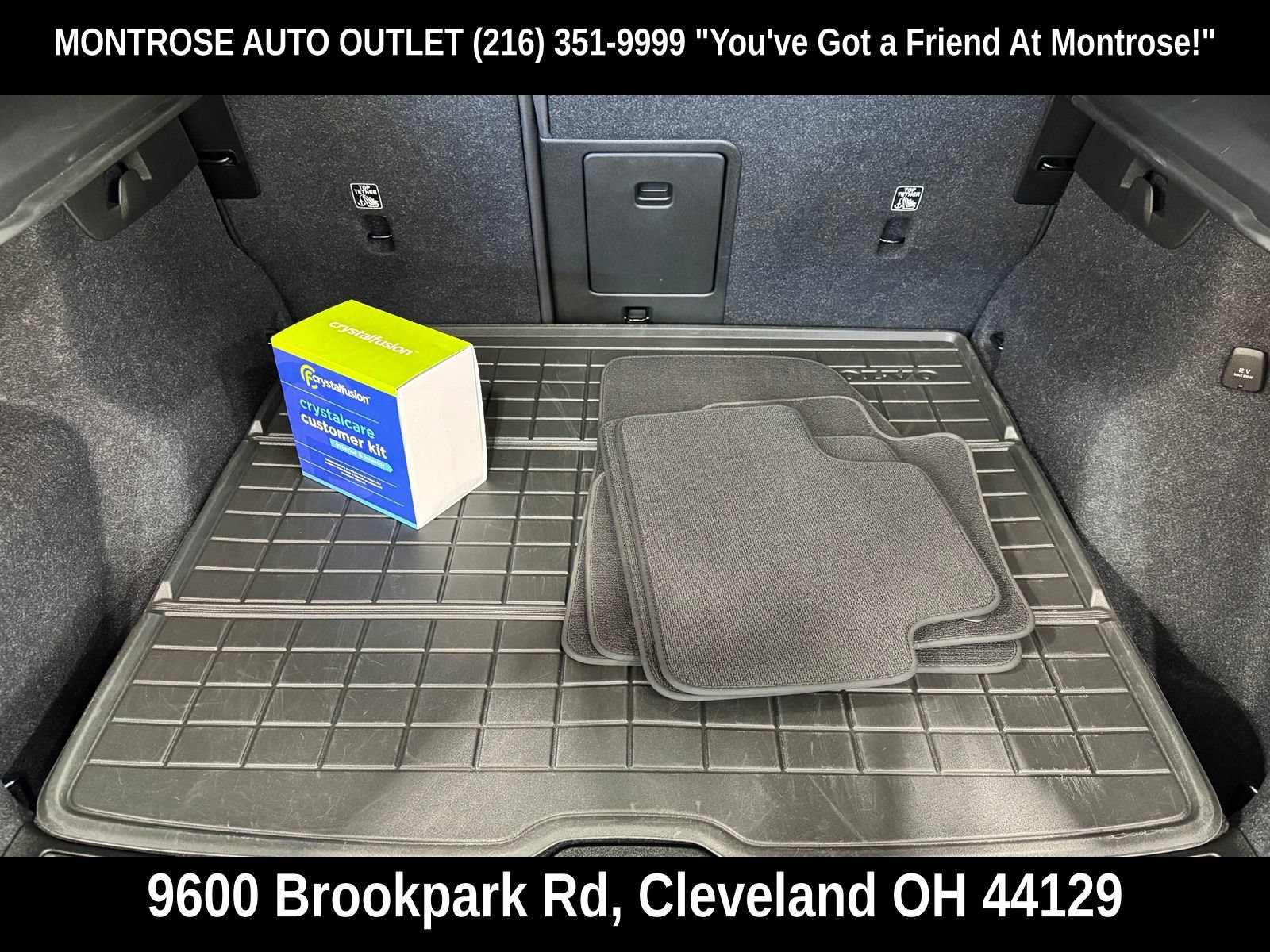 Certified 2023 Volvo XC40 B5 Plus w/ Protection Package Premier AWD/4WD image 45