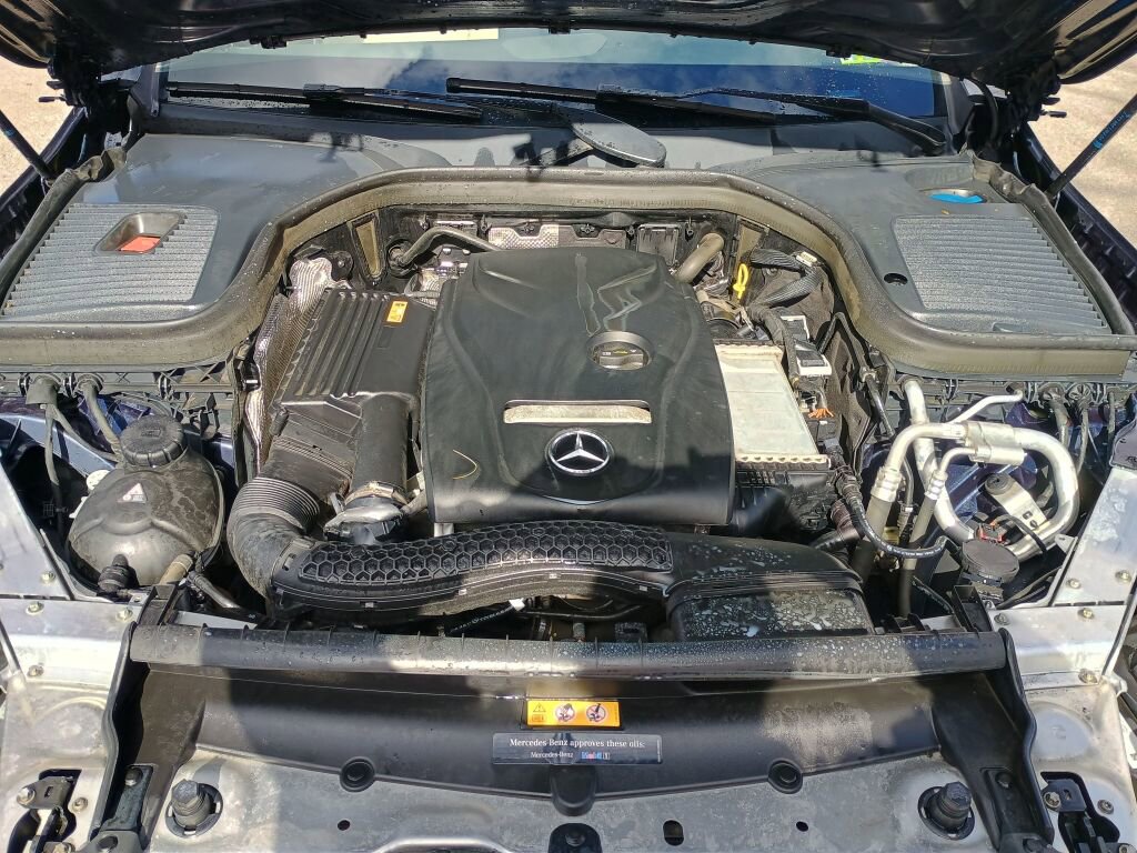 Used 2017 Mercedes-Benz GLC 300 4MATIC image 33