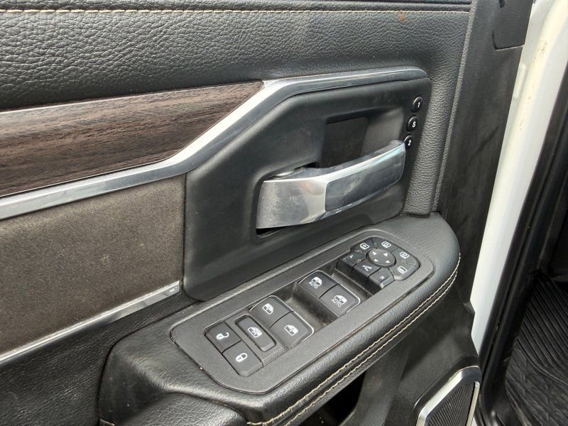 Used 2025 RAM 2500 Laramie image 22