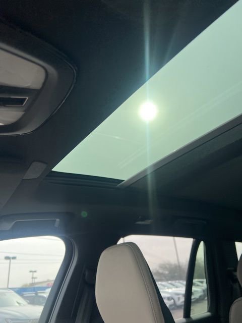 New 2026 Volvo XC90 T8 Plus w/ Protection Package Premier image 21