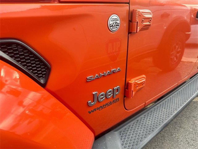 Used 2018 Jeep Wrangler Unlimited Sahara w/ Safety Group image 34