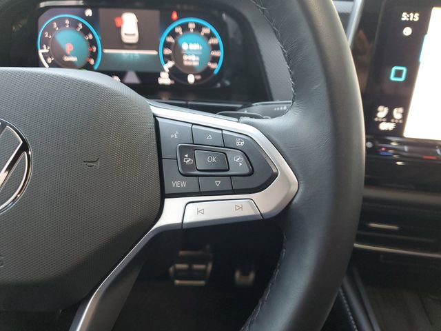 Certified 2026 Volkswagen Atlas Cross Sport SEL R-Line image 30