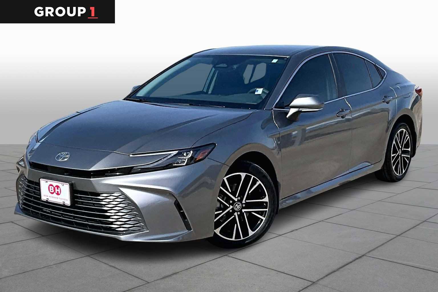 Used 2026 Toyota Camry XLE image 1