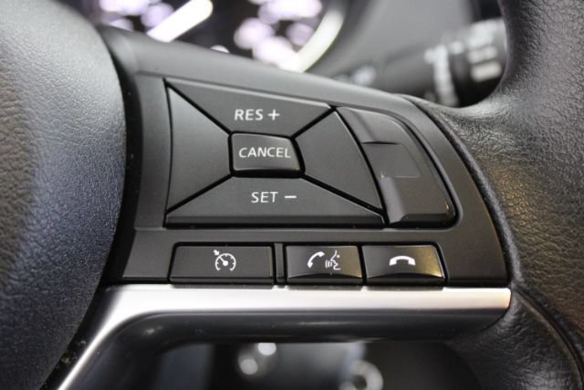 Used 2018 Nissan Rogue Sport S FWD image 17