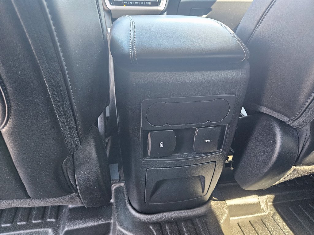 Used 2023 Ford Explorer XLT w/ Equipment Group 202A AWD/4WD image 21