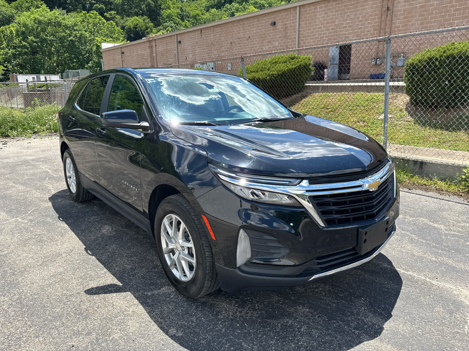 Used 2023 Chevrolet Equinox LT AWD/4WD image 10