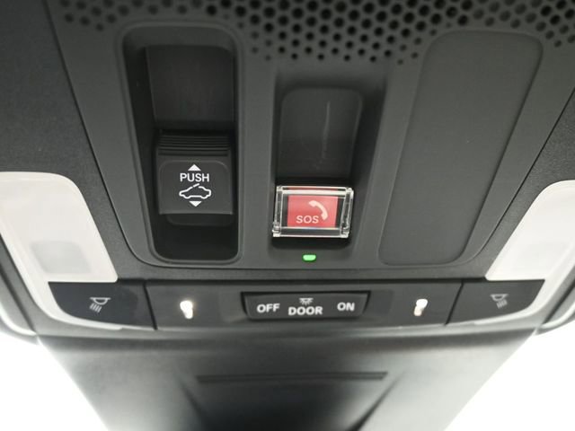 Certified 2025 Honda Civic Sport image 22