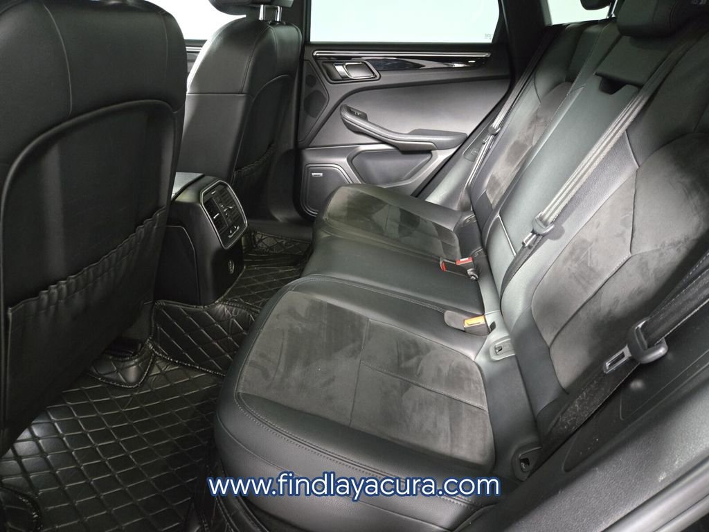 Used 2017 Porsche Macan AWD/4WD image 14