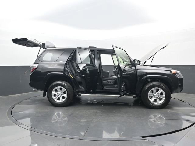 Used 2024 Toyota 4Runner SR5 Premium w/ Moonroof Package AWD/4WD image 33