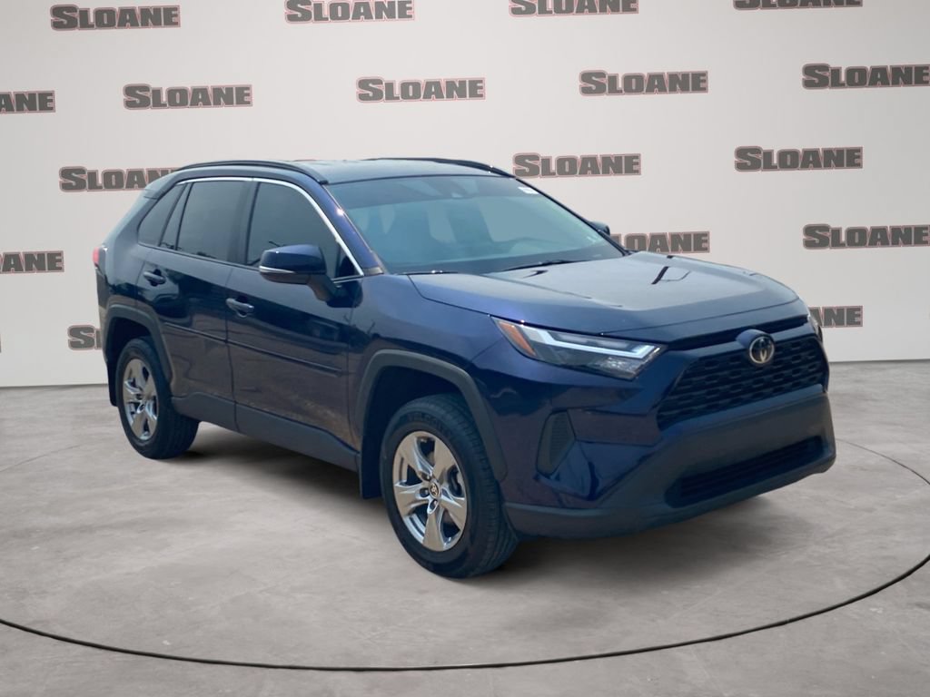 Used 2024 Toyota RAV4 XLE AWD/4WD image 7