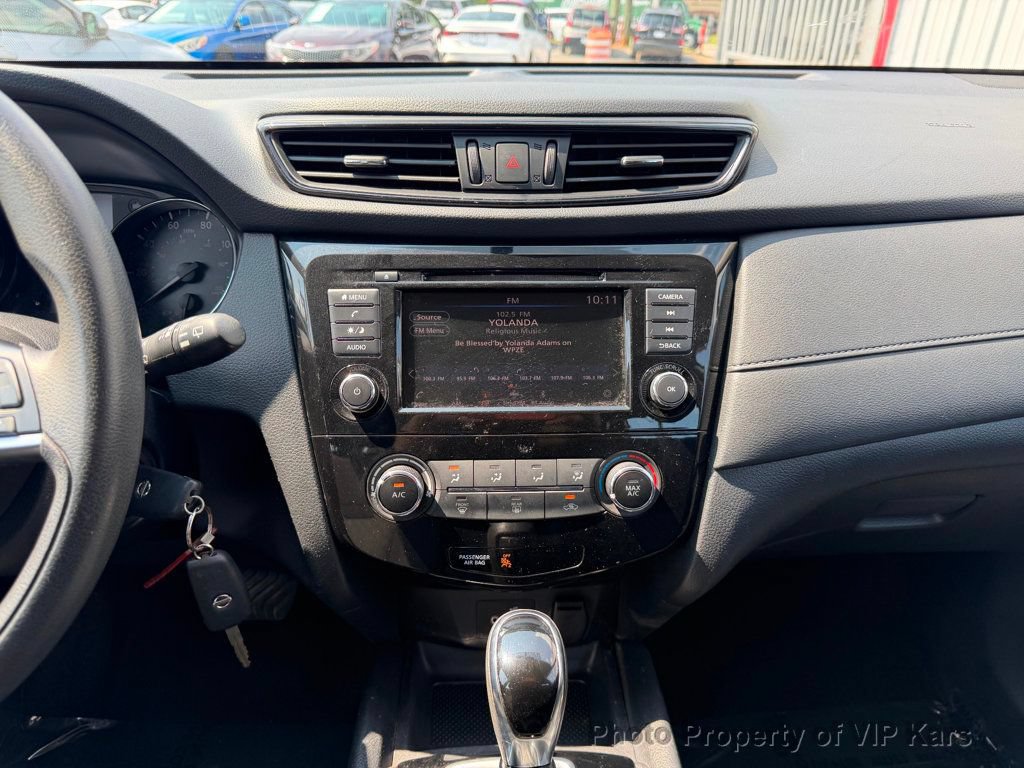 Used 2018 Nissan Rogue S FWD image 23