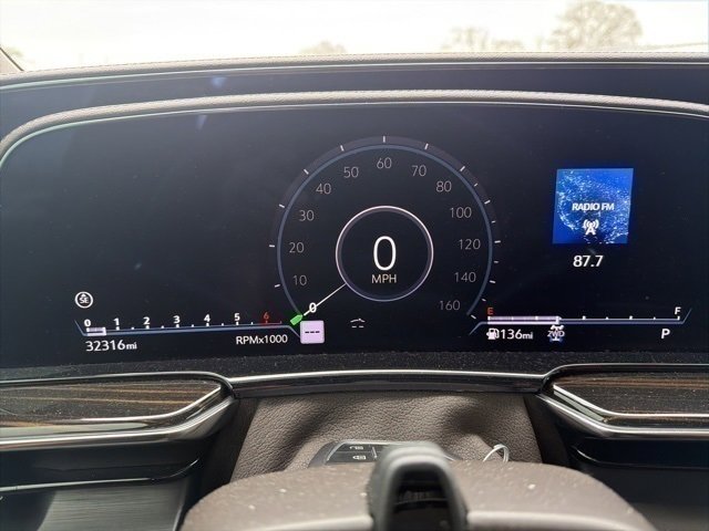 Used 2024 Cadillac Escalade Sport w/ LPO, ONYX Package image 10