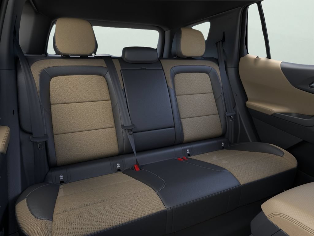 New 2027 Chevrolet Equinox ACTIV w/ Safety and Technology Package FWD image 17