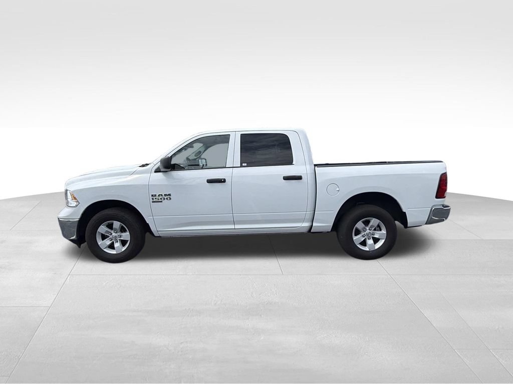 Used 2022 RAM 1500 Tradesman w/ Chrome Appearance Group RWD image 6