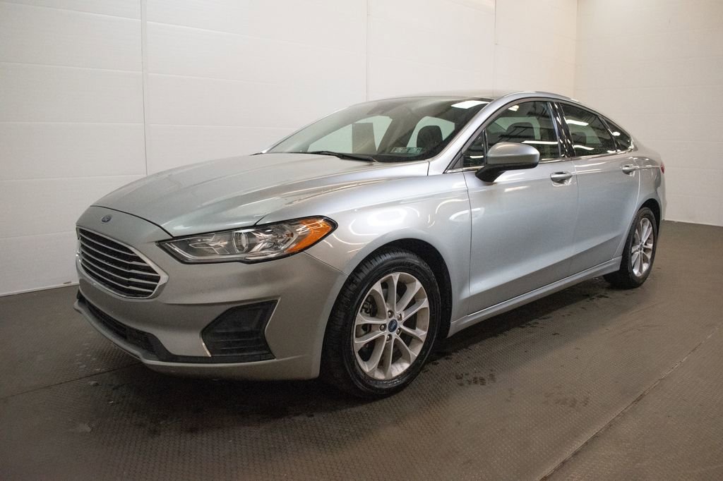 Used 2020 Ford Fusion SE FWD image 8