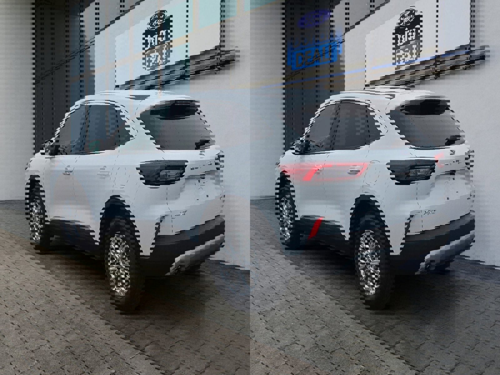 Used 2023 Ford Escape Active image 5