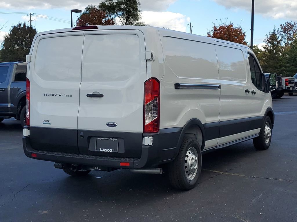 New 2025 Ford Transit 250 Low Roof AWD image 4