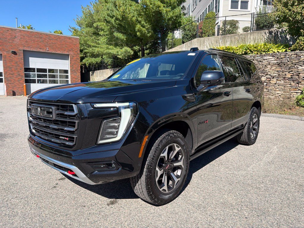 Used 2026 GMC Yukon AT4 Ultimate AWD/4WD image 3
