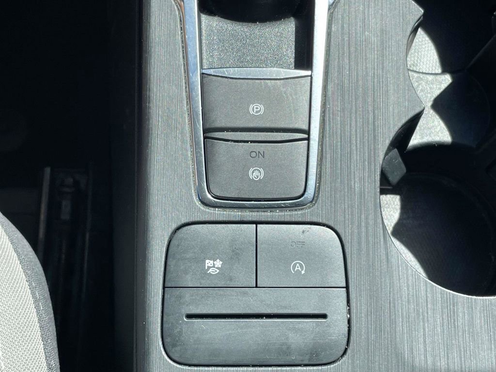 Certified 2020 Ford Escape SE AWD/4WD image 23