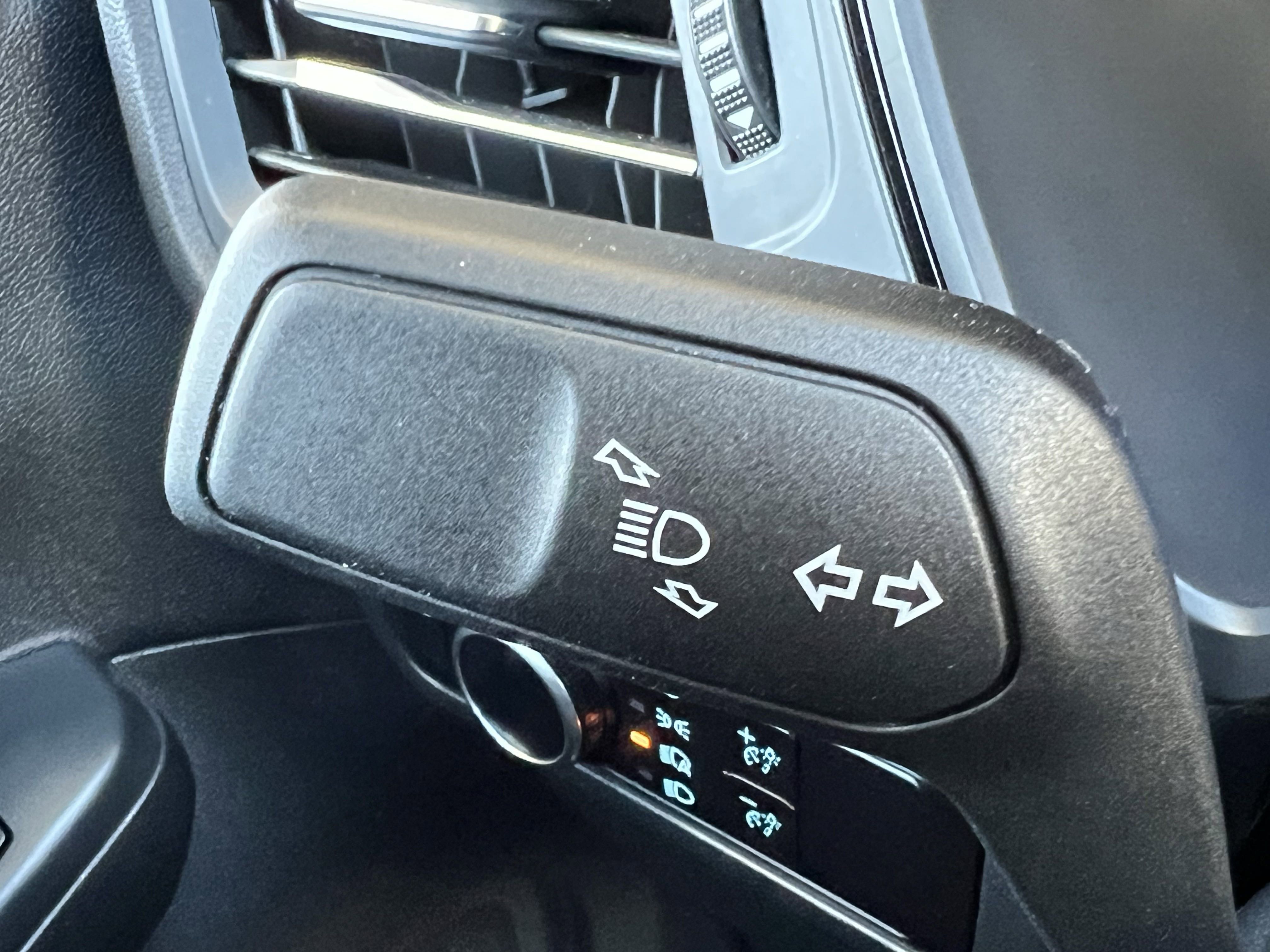 Used 2023 Ford Escape ST-Line image 29