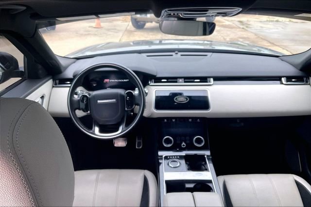 Used 2018 Land Rover Range Rover Velar R-Dynamic SE AWD/4WD image 7