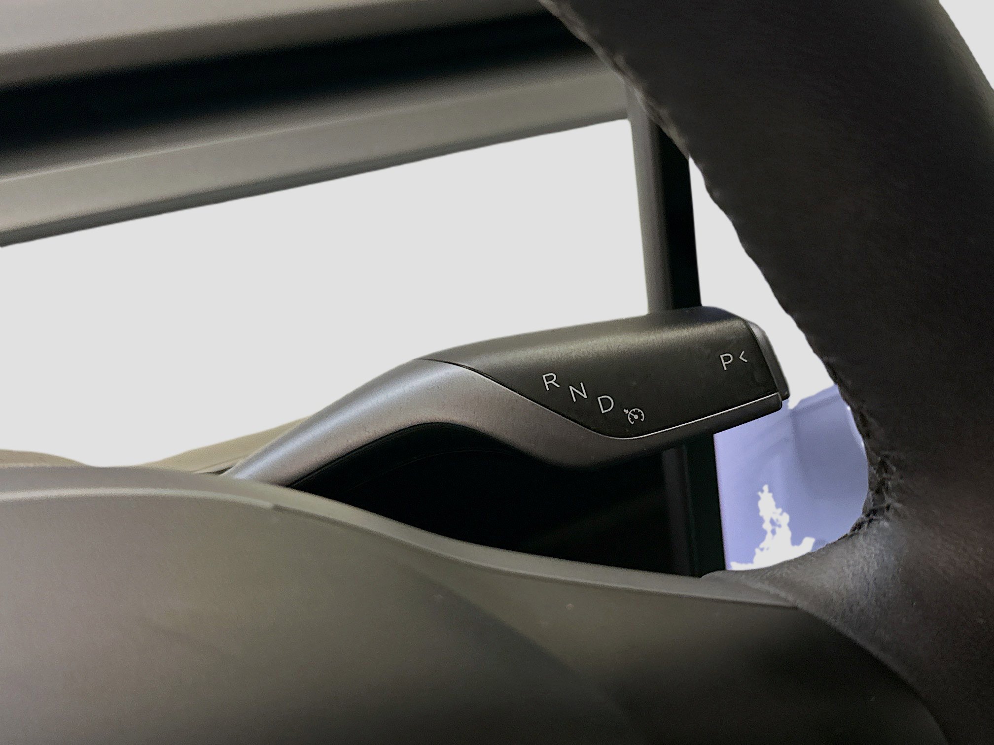 Used 2022 Tesla Model Y Long Range image 25