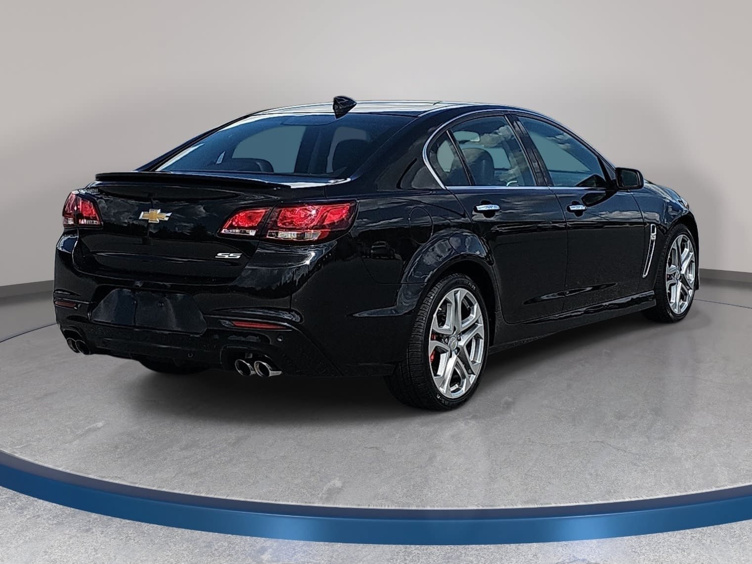 Used 2016 Chevrolet SS RWD image 5