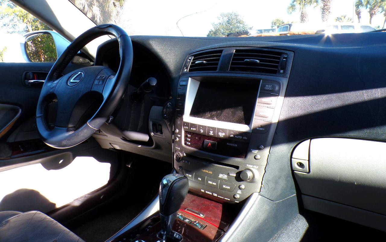 Used 2007 Lexus IS 350 RWD image 20