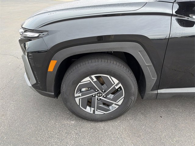 Used 2025 Hyundai Tucson Blue image 9