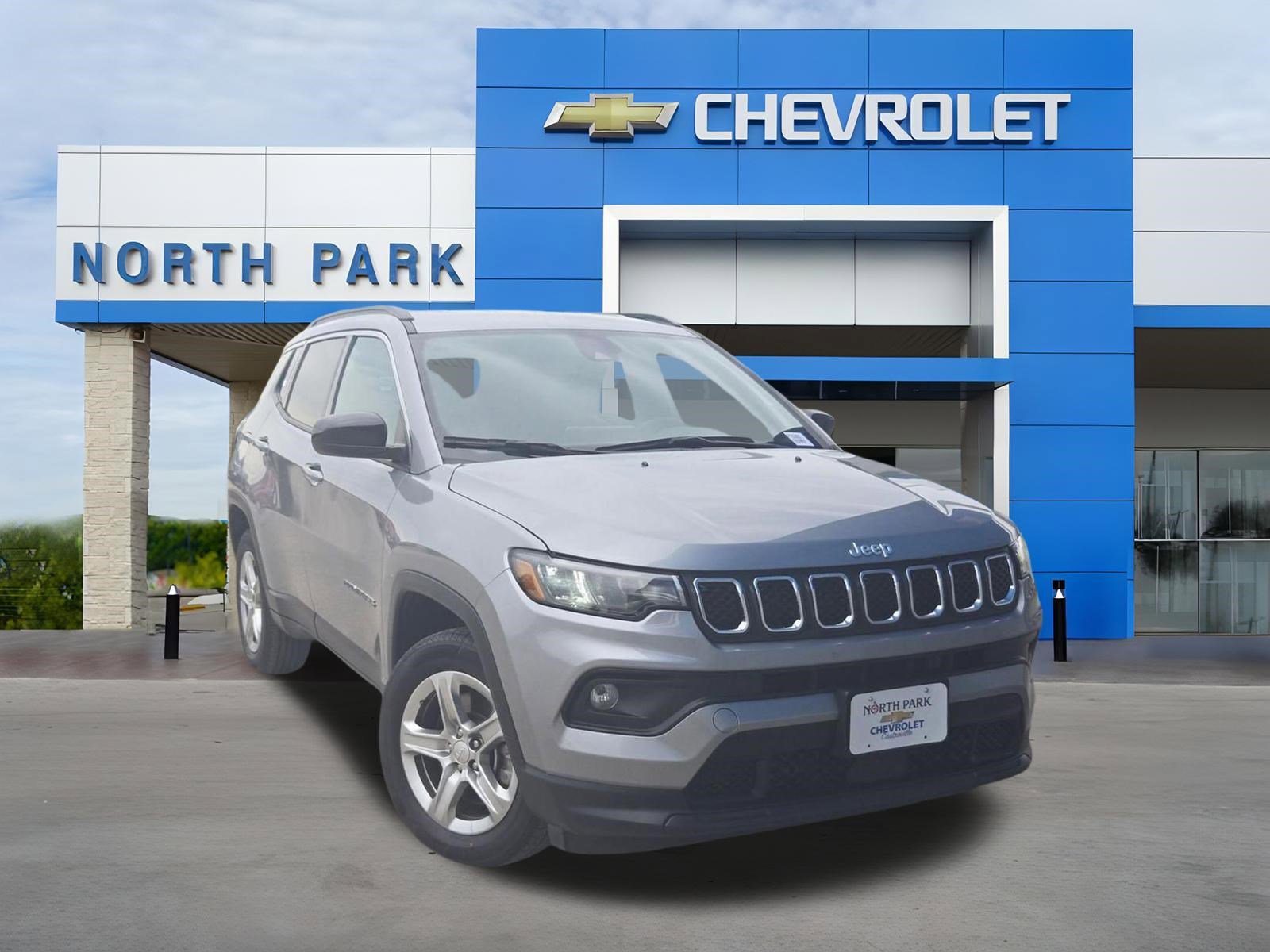 Used 2024 Jeep Compass Latitude AWD/4WD video 1