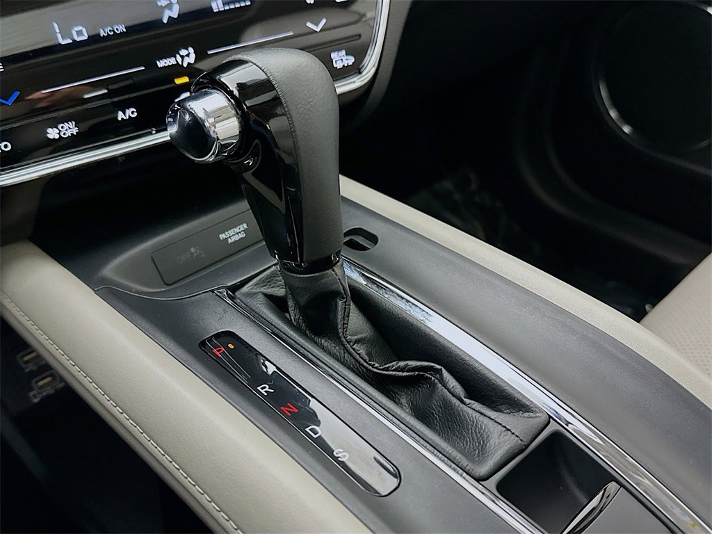 Used 2022 Honda HR-V EX-L image 16